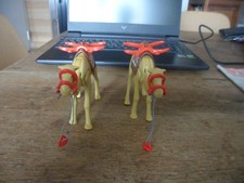 2 Dromadaires  Avec Selles