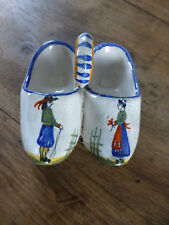 ancienne paire de sabots en faience Henriot Quimper france vintage