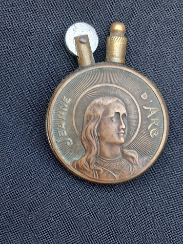 Briquet poilus ancien - de,