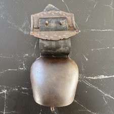 CLOCHE ANCIENNE DE MONTAGNE