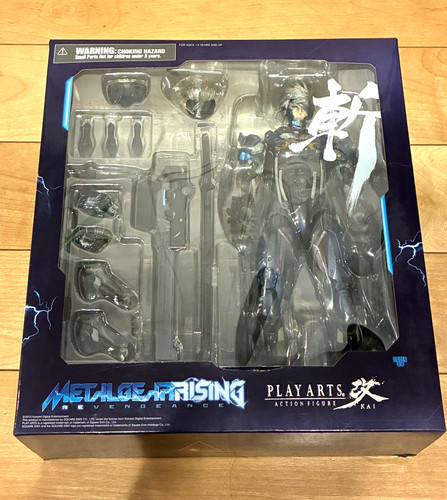 Play arts kai - play, gear