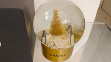 BOULE A NEIGE DE NOEL CHANEL -