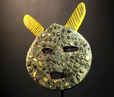 Masque tribal africain en bois