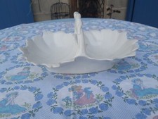 faience blanche ancienne panier coupe fruits creil et montereau ?