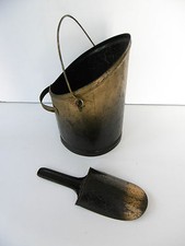 JOUET ANCIEN POUPÉE DINETTE - SEAU À CHARBON AVEC SA PELLE - Ht 18 cm