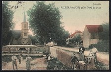 CPA Villers-les-Pots, La Place 