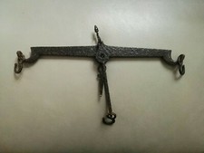 Ancienne balance à fléau en