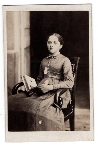 Photo cdv jeune - femme, album