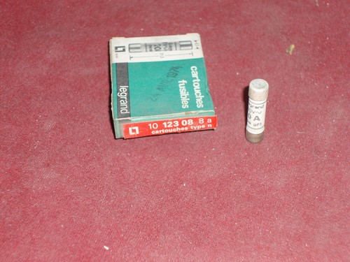 Boite 10 fusible - boite,