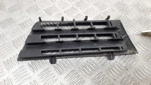Grille calandre gauche - grille,