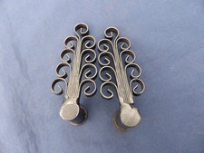 2  poignées fer ouvragée