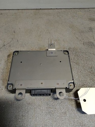 Calculateur moteur mitsubishi - calculateur,