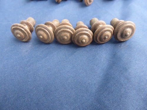 Très petits boutons - 6,