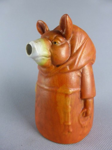 Joli cochon cremier - pot, a