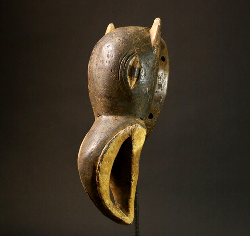 Masque tribal africain - en, bois
