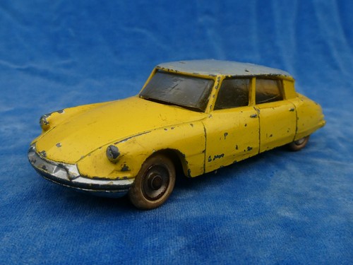 Rare dinky toys citroen ds - toys,