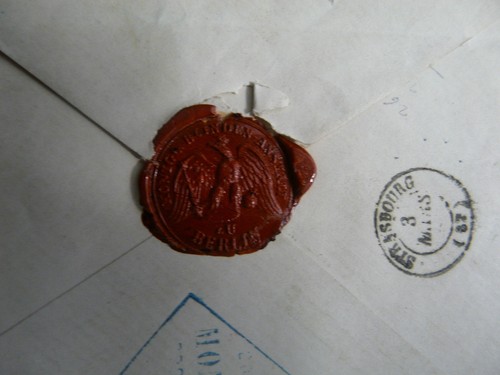 Lettre avec cachet adressée