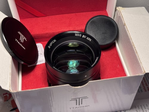 Near mint ttartisan 50mm - mint],