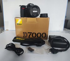 Boitier Nikon D7000 numérique bon état + Objectif Nikon AF S 18 x 105