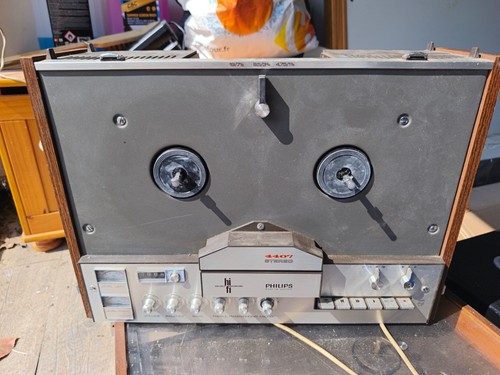 Appareil magnetophone ancien - appareil,