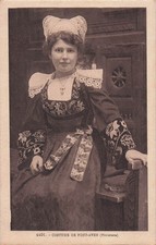 29 PONT AVEN COSTUME