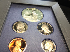 @ SERIE FLEUR DE COIN (  DOLLARD 1986 ) @