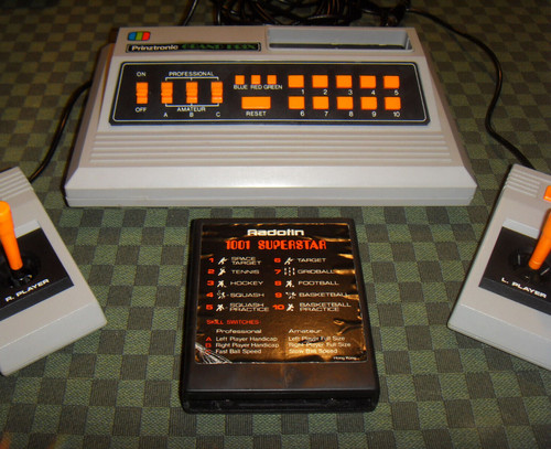 Ancienne console jeu vidéo - jeu,