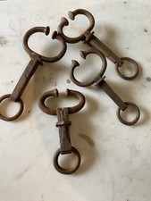 Mouchettes anciennes, Outil agricole , anneaux 