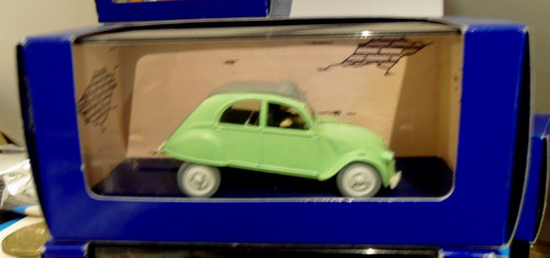 Voiture tintin 2 cv - ,