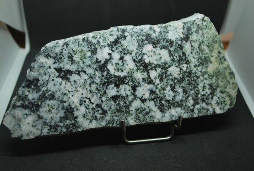 Diorite orbiculaire tallano - orbiculaire,