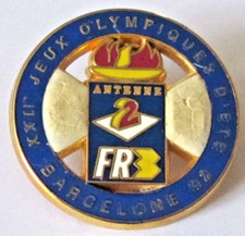 Pin's ANTENNE 2 FR3 XXII JEUX