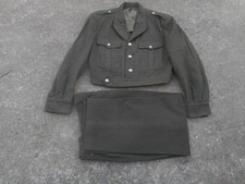 Ancienne tenue modèle de - modèle,