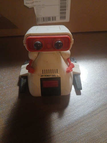 Robot dingbot 1985 - dingbot,