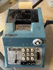 machine à calculer ancienne