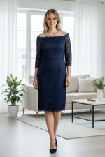 Superbe robe en dentelle bleue XL
