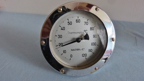 Ancien thermomètre usine