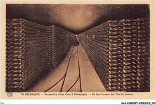 EMI-AAAP2-0169-51 - en champagne - perspective d'une cave a champagne - un des