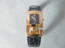 Guess collection GC12000 montre bracelet cuir noire carrée plaqué doré or femme