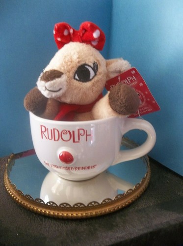 Rupolph cup with clarice plush - with,