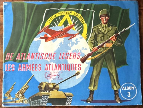 Album chromos les - album, armées
