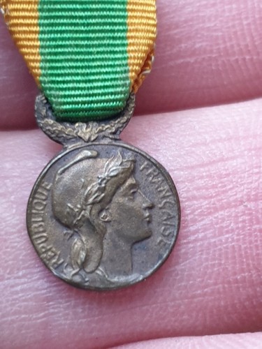 Medaille militaire miniature - medaille,