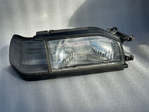 Mazda 323 1987 - , avant