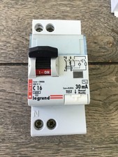 DISJONCTEUR DIFFERENTIEL 30mA