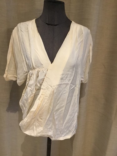 Très belle blouse 100 soie - très,