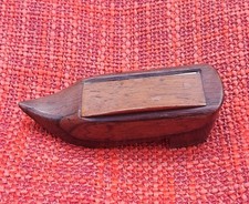 Tabatière En Forme De Chaussure En Gaiac, XIXème