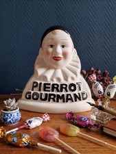 Pierrot Gourmand, Buste