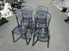 4 CHAISES CONTEMPORAINES