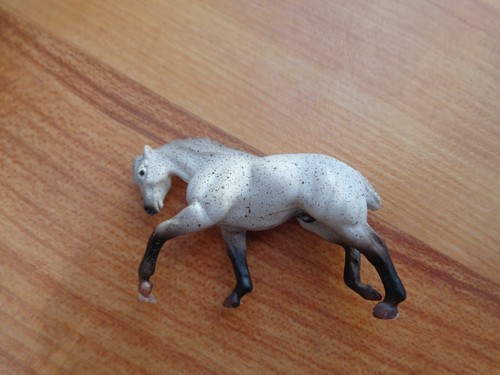 Breyer mini whinnies - mini,