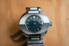 montre vintage lip 27x25mm