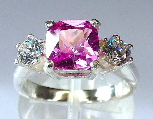 Bague diamant saphir rose